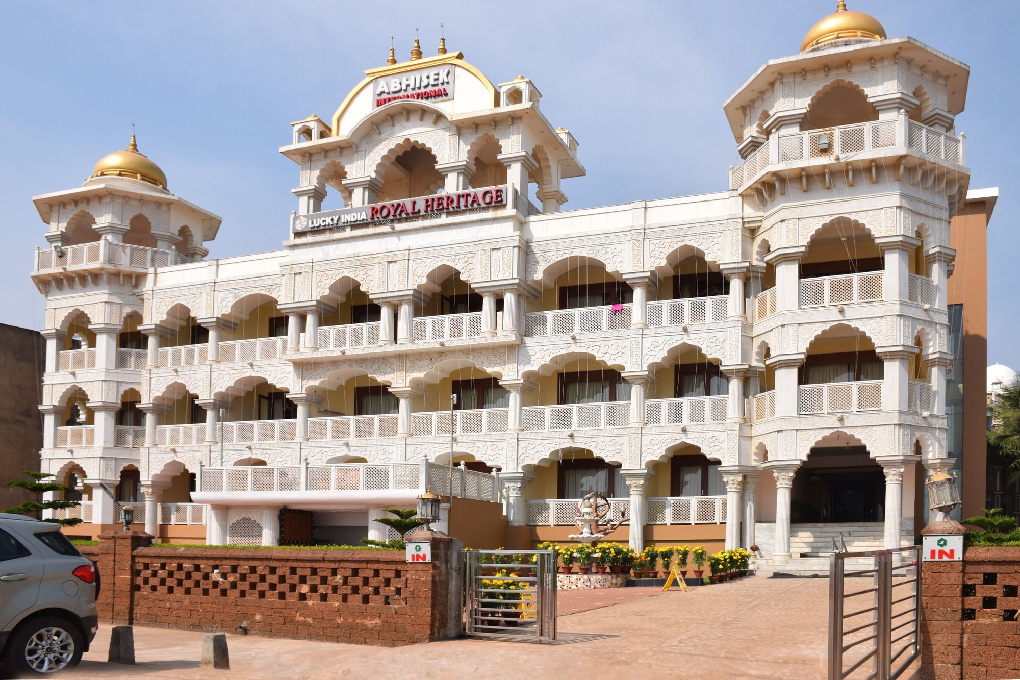 Lucky India Royal Heritage Puri Exterior photo